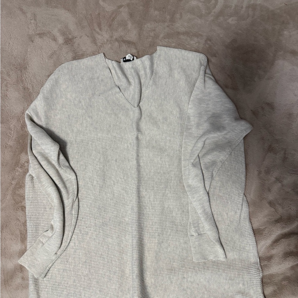 Ella Moss Cream V-Neck Sweater